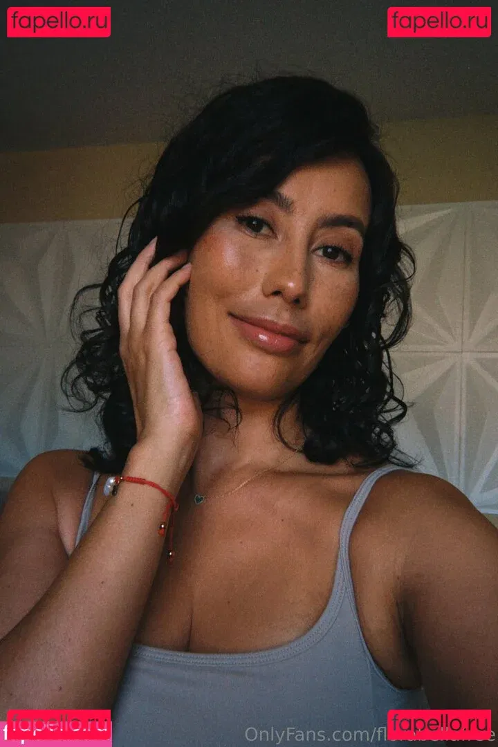 florabellafree Onlyfans Photo Gallery 