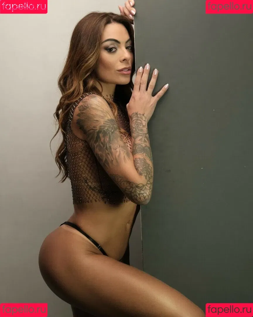 Monique Amin Onlyfans Photo Gallery 