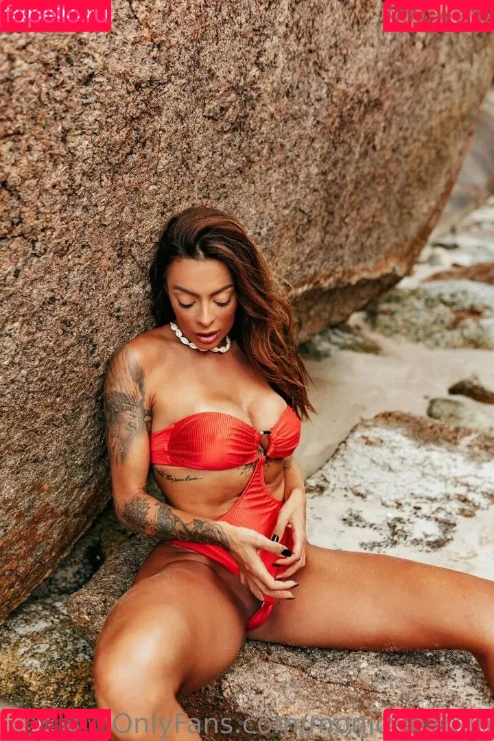 Monique Amin Onlyfans Photo Gallery 