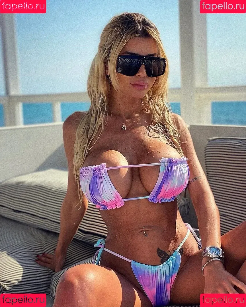 Amalia Yildirim Onlyfans Photo Gallery 