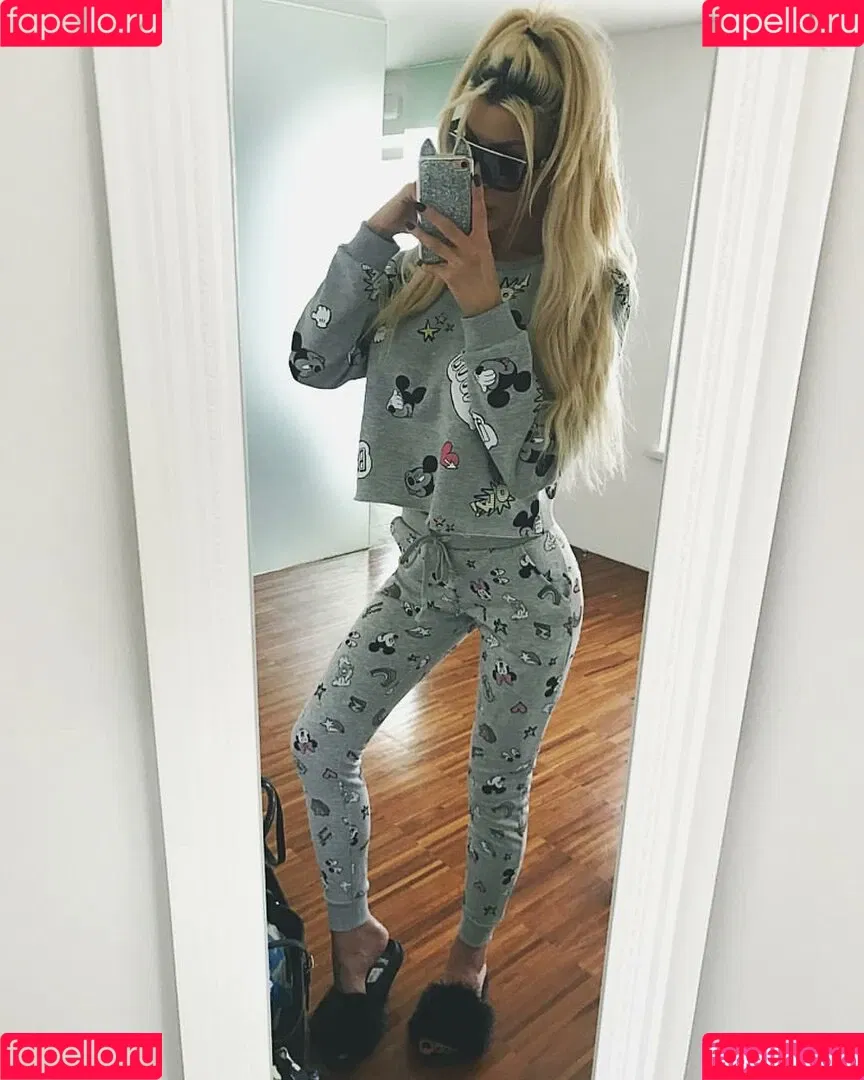 Amalia Yildirim Onlyfans Photo Gallery 