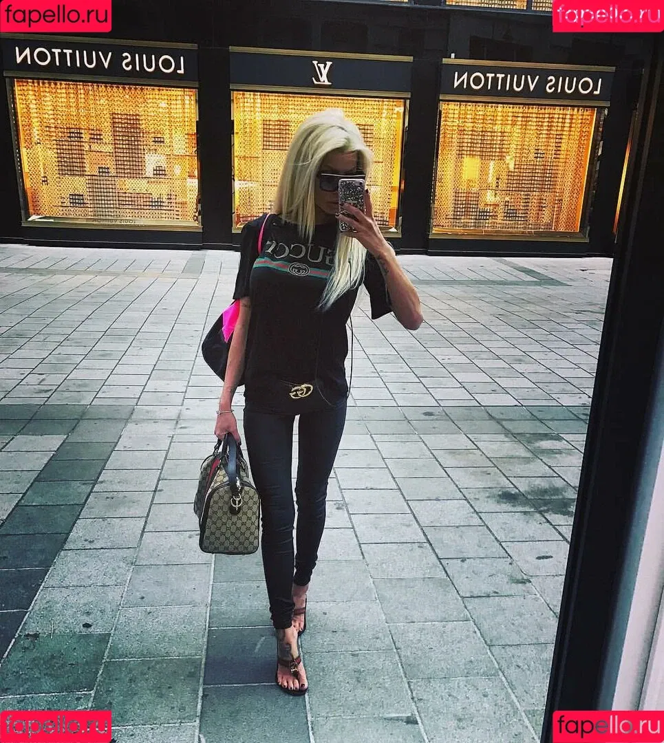 Amalia Yildirim Onlyfans Photo Gallery 