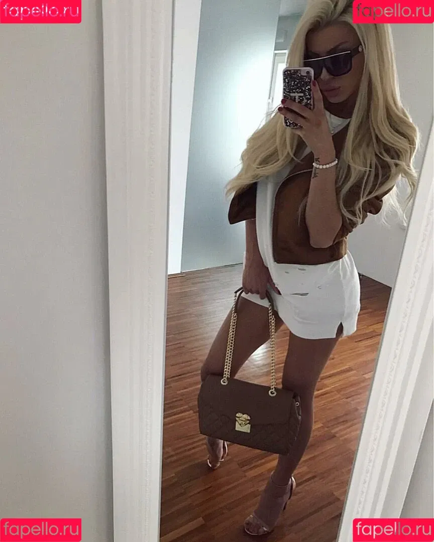 Amalia Yildirim Onlyfans Photo Gallery 