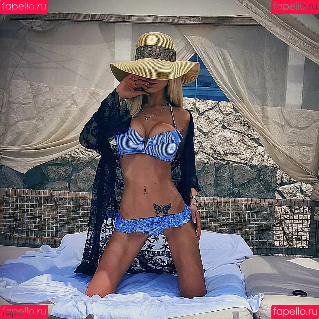 Amalia Yildirim Onlyfans Photo Gallery 