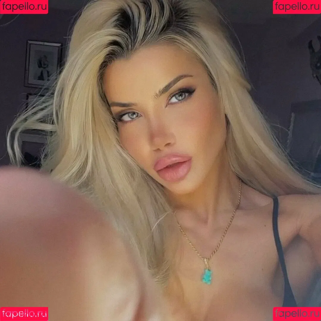 Amalia Yildirim Onlyfans Photo Gallery 