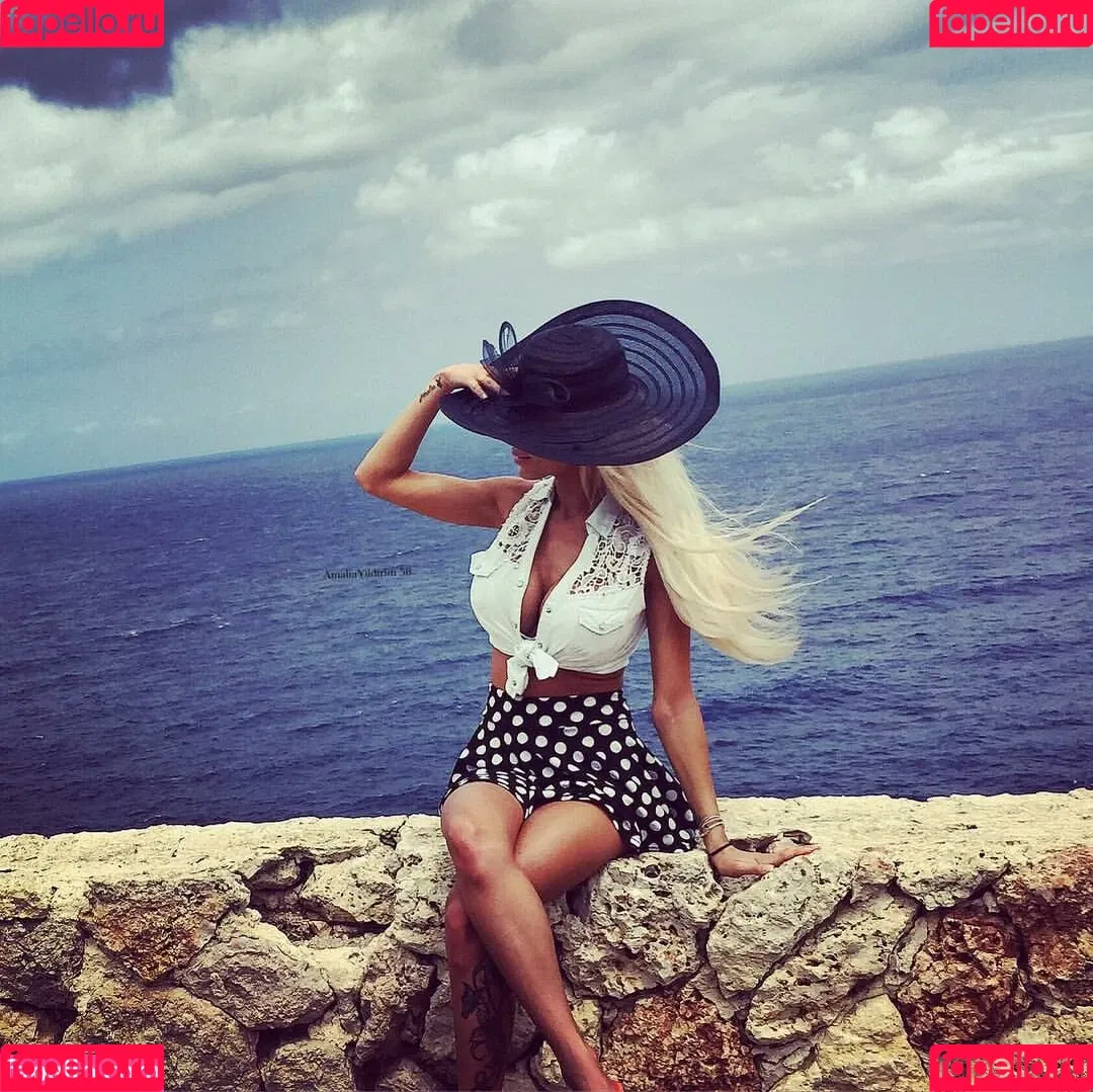 Amalia Yildirim Onlyfans Photo Gallery 