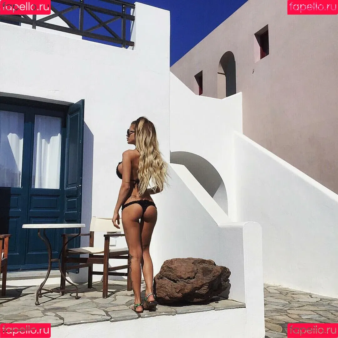 Amalia Yildirim Onlyfans Photo Gallery 