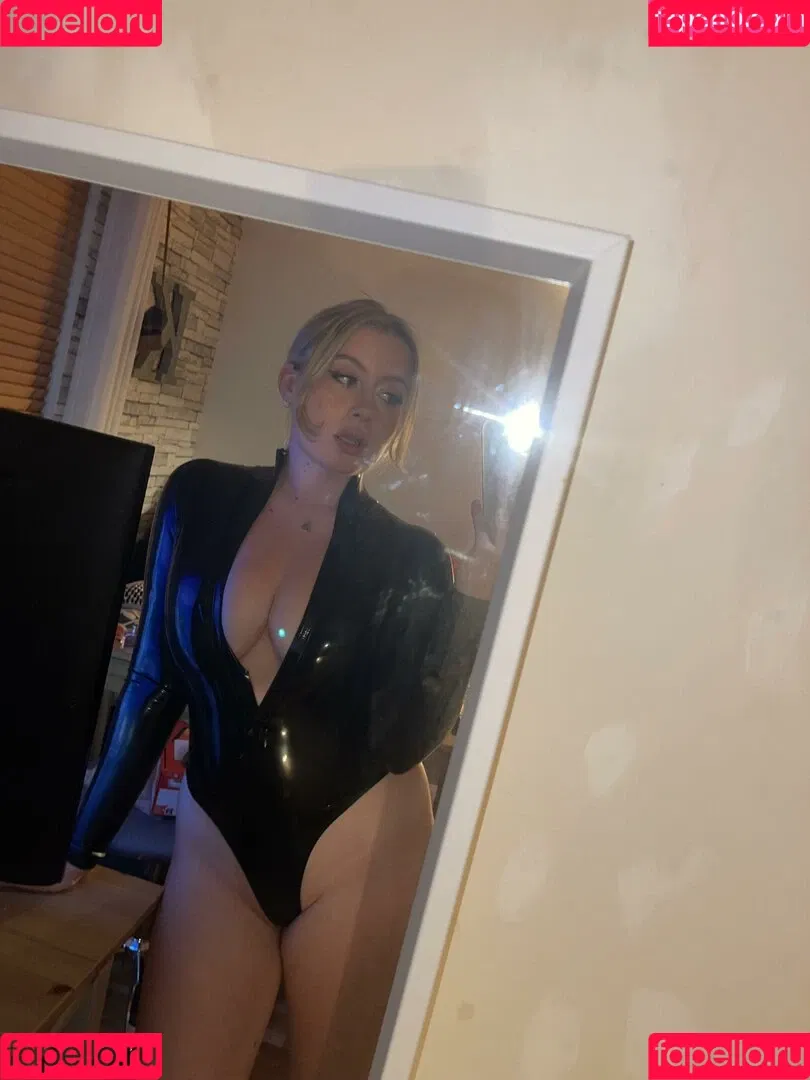 marieoncamera Onlyfans Photo Gallery 