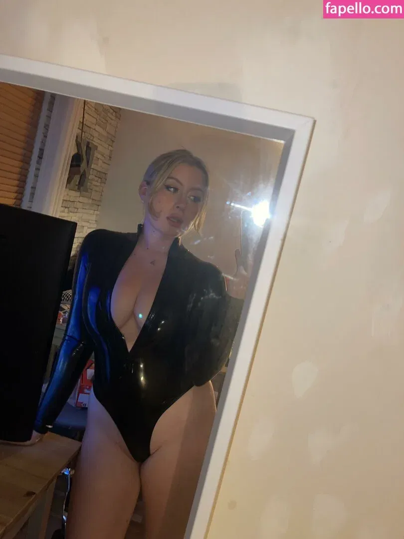 marieoncamera Onlyfans Photo Gallery 