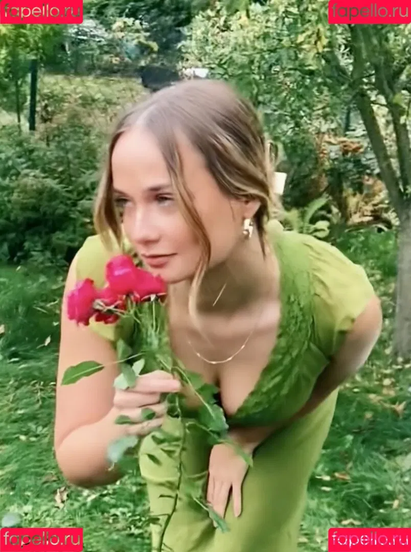 Emily Marie Neumann Onlyfans Photo Gallery 