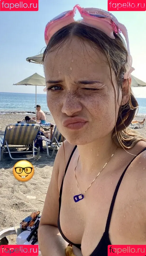 Emily Marie Neumann Onlyfans Photo Gallery 