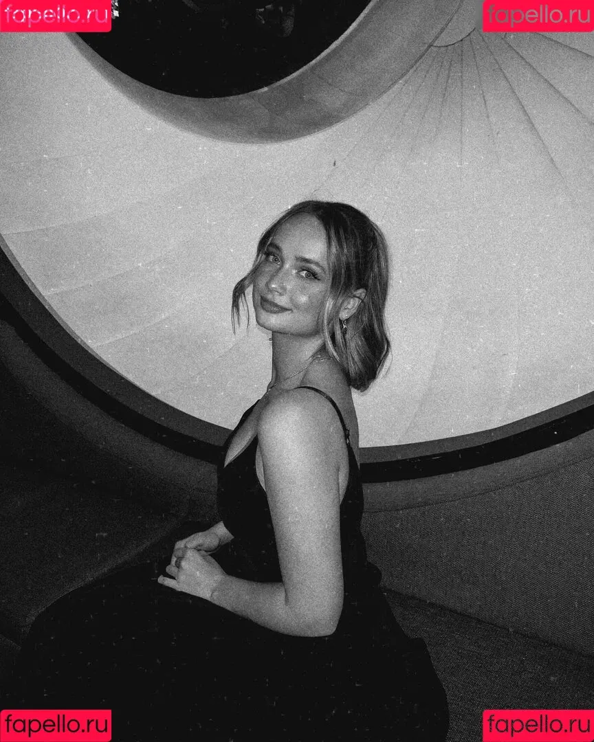 Emily Marie Neumann Onlyfans Photo Gallery 