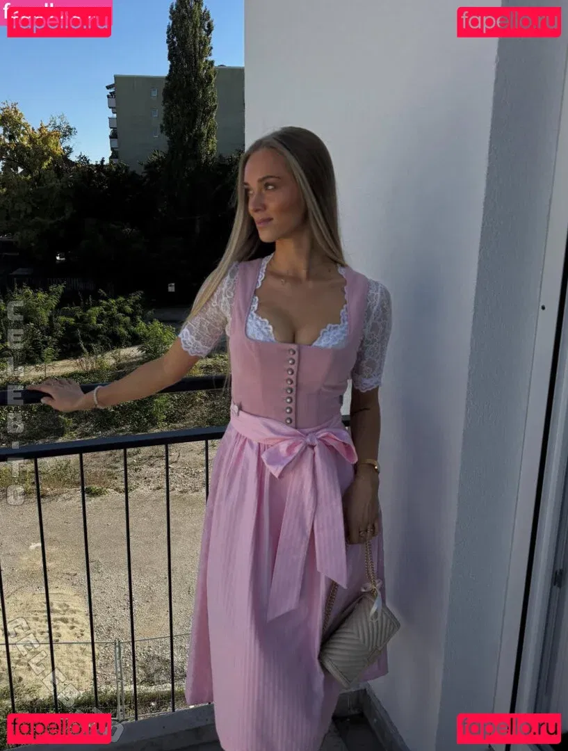 Blondegermanx Onlyfans Photo Gallery 