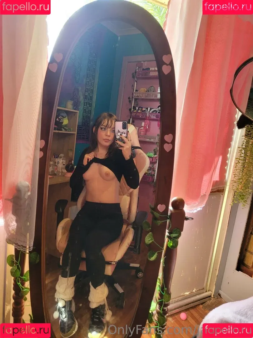 jackiered Onlyfans Photo Gallery 