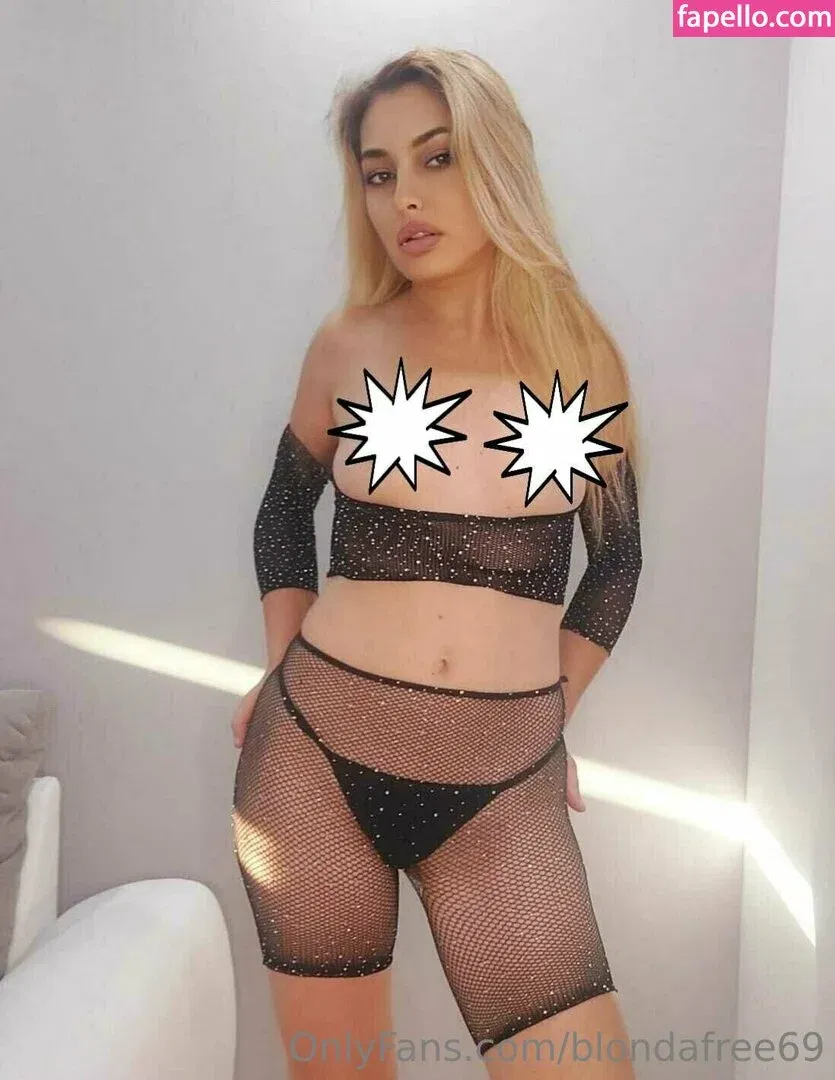blondafree69 Onlyfans Photo Gallery 