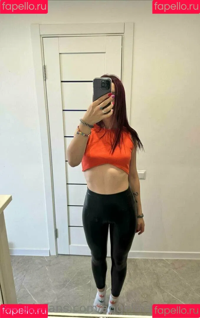 kira_cha Onlyfans Photo Gallery 