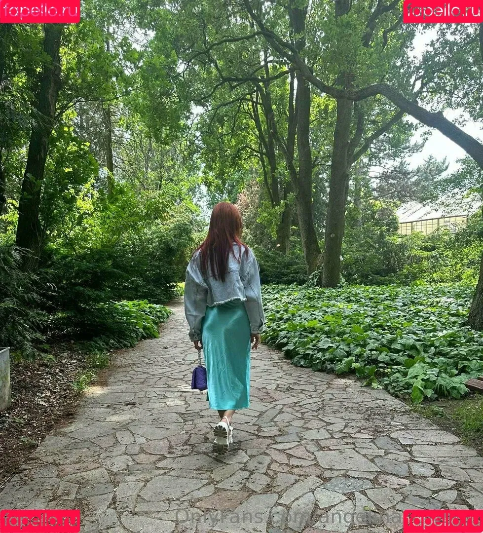 kira_cha Onlyfans Photo Gallery 