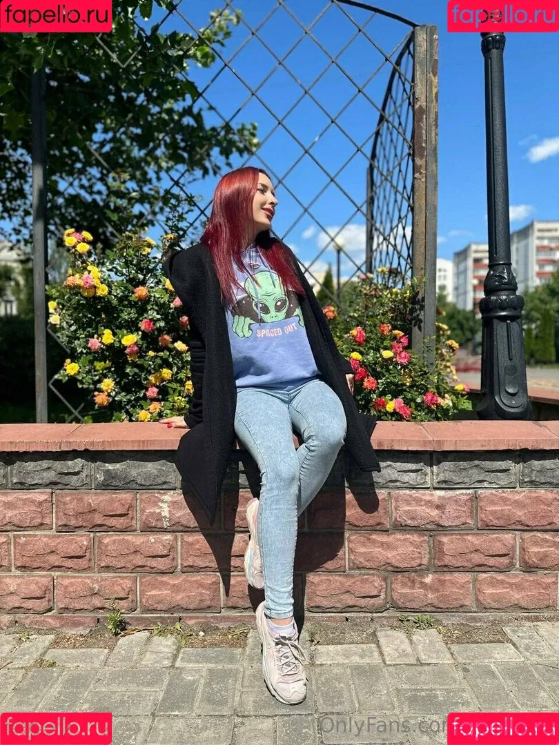 kira_cha Onlyfans Photo Gallery 