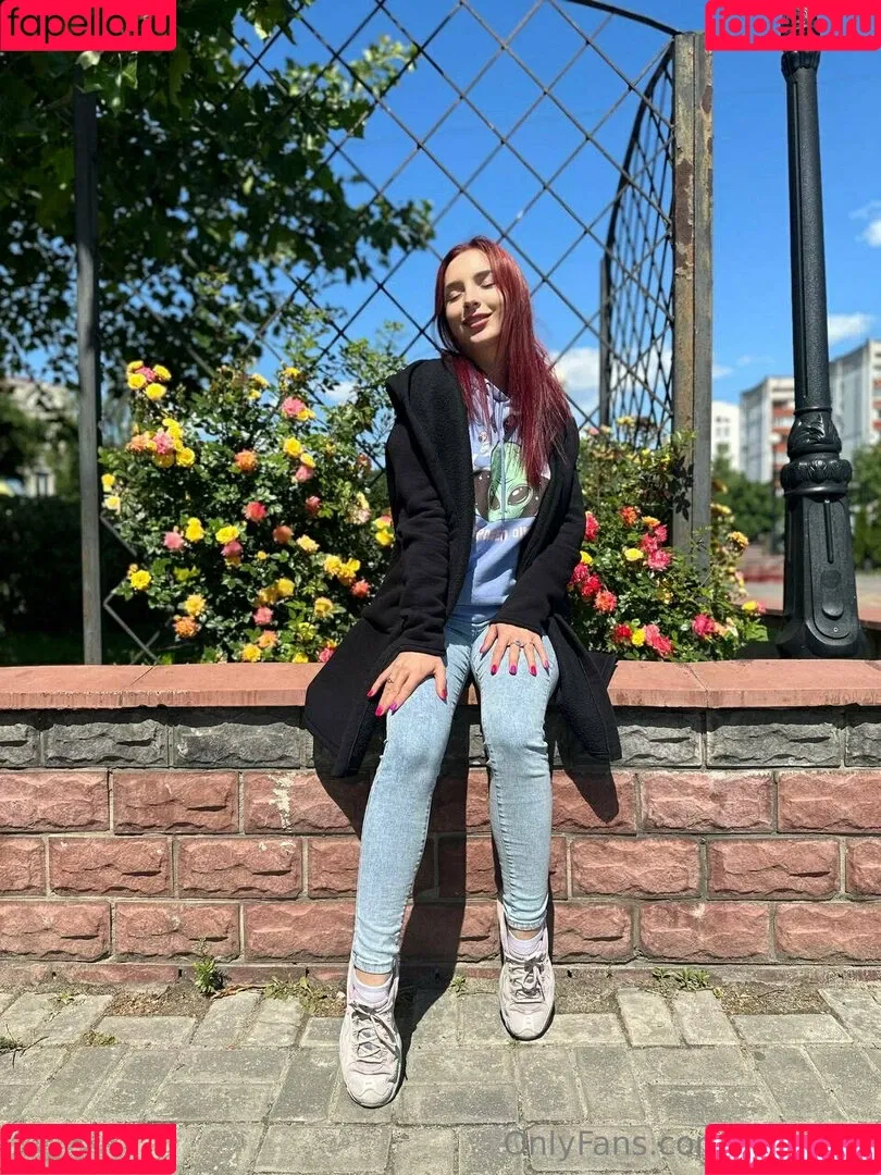 kira_cha Onlyfans Photo Gallery 