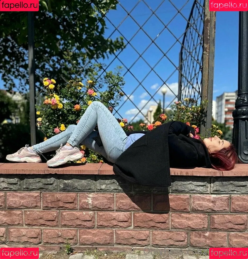 kira_cha Onlyfans Photo Gallery 