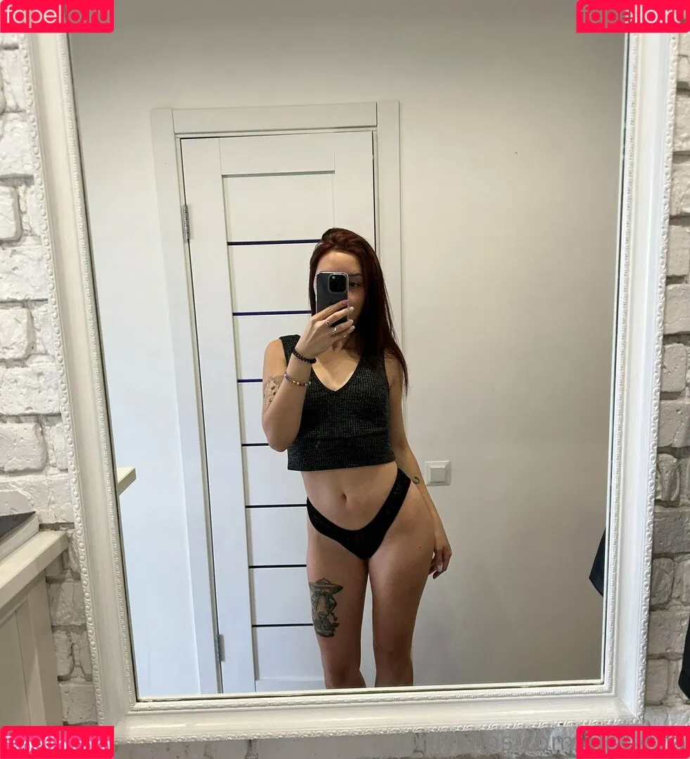 kira_cha Onlyfans Photo Gallery 