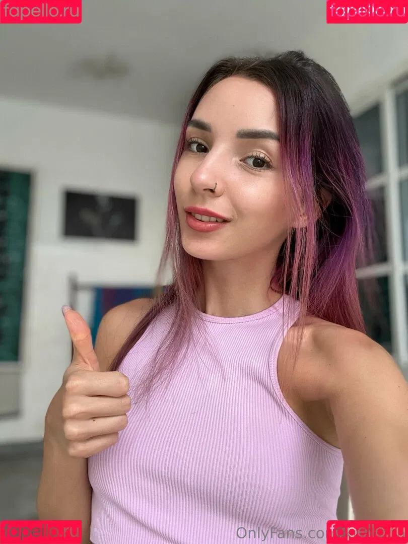 kira_cha Onlyfans Photo Gallery 