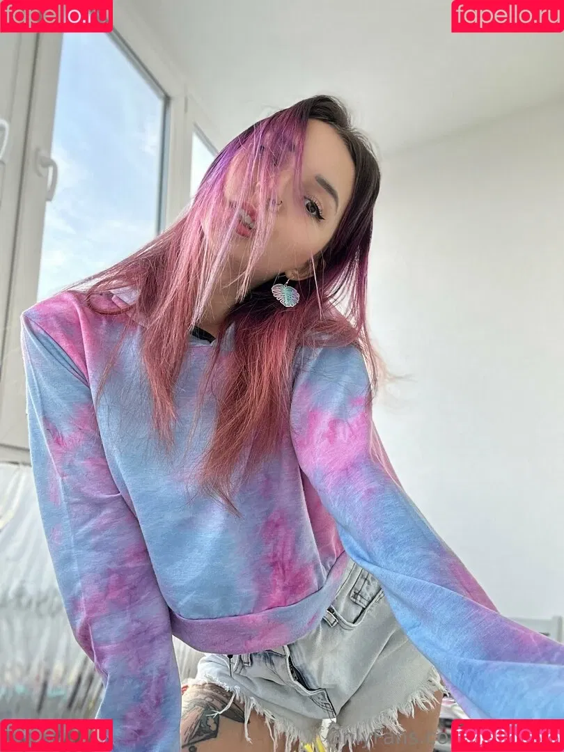 kira_cha Onlyfans Photo Gallery 