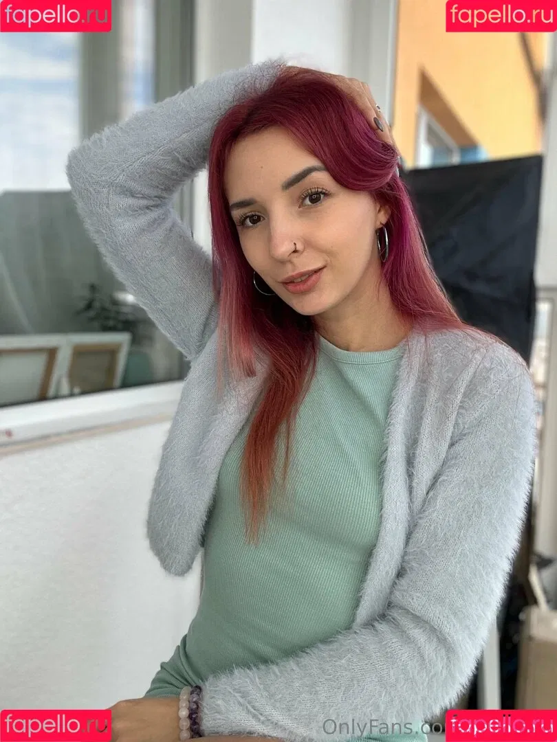 kira_cha Onlyfans Photo Gallery 