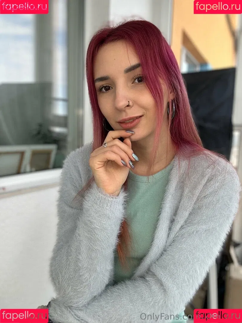 kira_cha Onlyfans Photo Gallery 