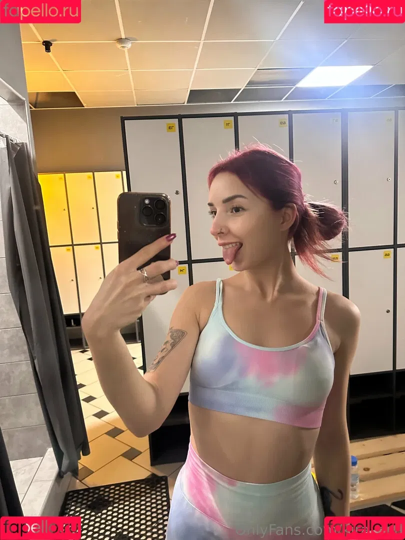 kira_cha Onlyfans Photo Gallery 