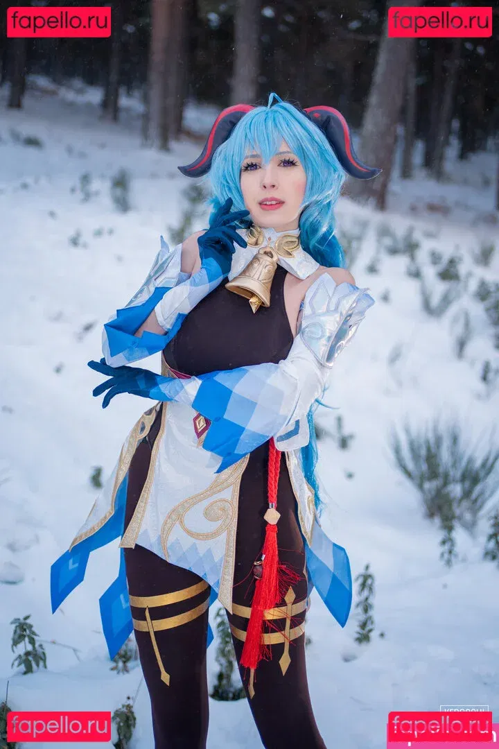 kira_cha Onlyfans Photo Gallery 