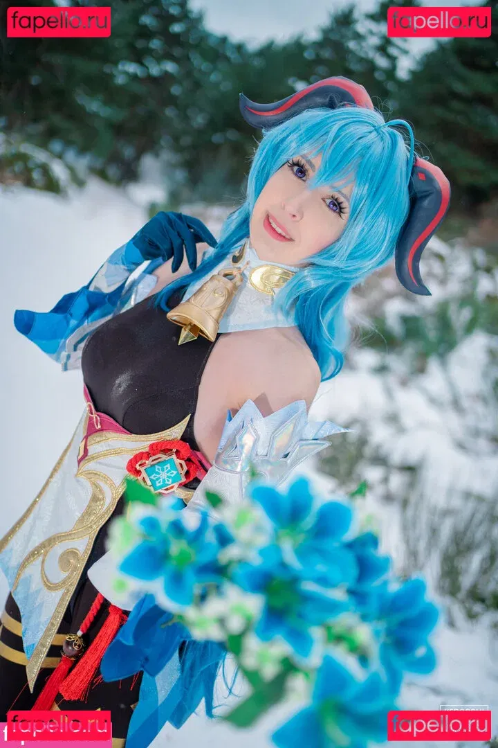 kira_cha Onlyfans Photo Gallery 