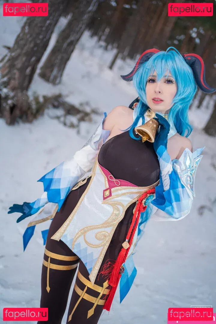 kira_cha Onlyfans Photo Gallery 