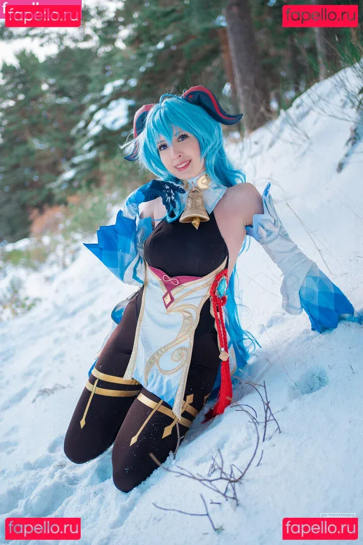 kira_cha Onlyfans Photo Gallery 