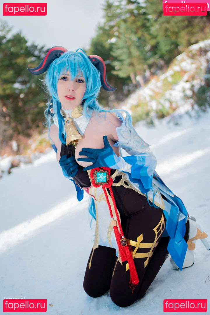 kira_cha Onlyfans Photo Gallery 