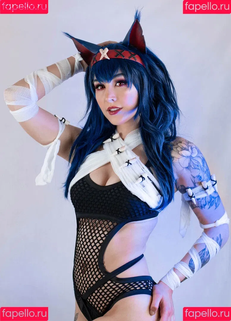 Luxlo Cosplay Onlyfans Photo Gallery 