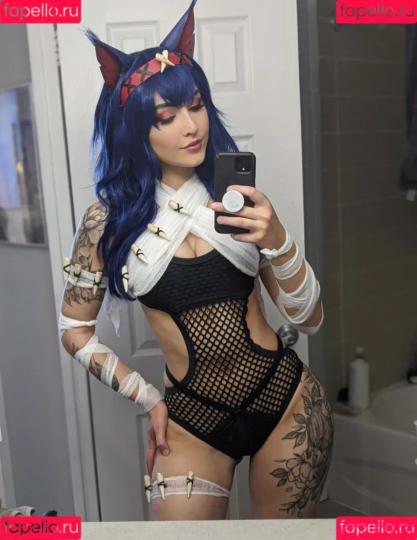 Luxlo Cosplay Onlyfans Photo Gallery 