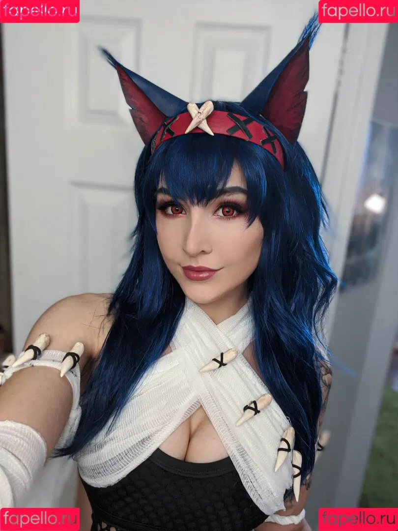 Luxlo Cosplay Onlyfans Photo Gallery 