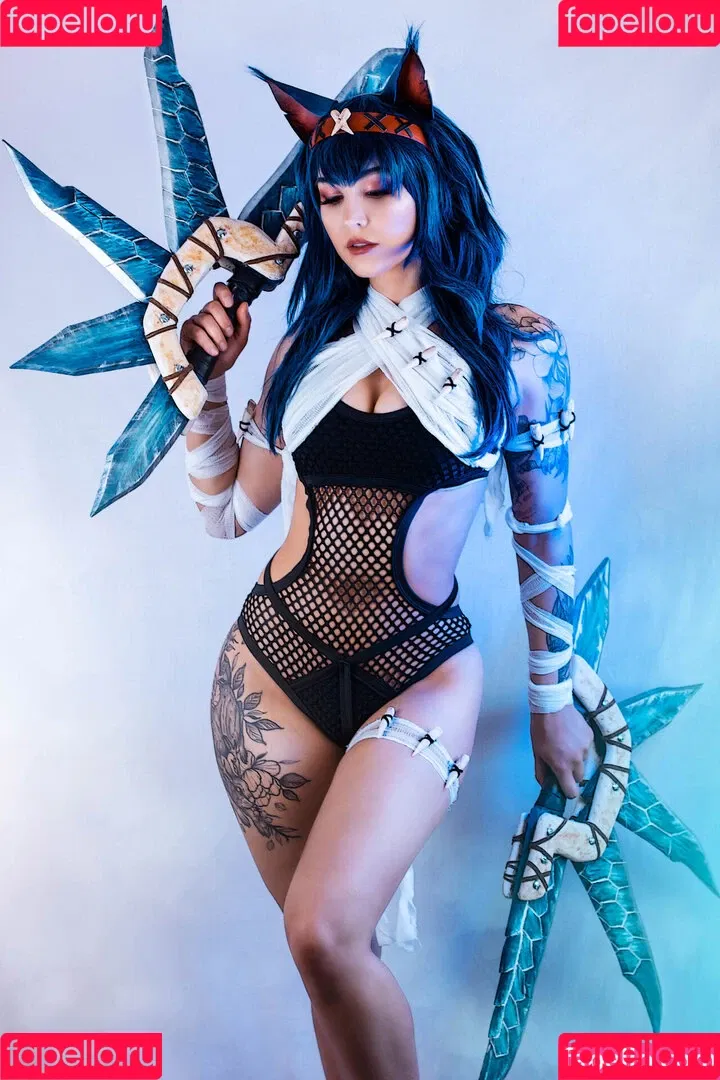 Luxlo Cosplay Onlyfans Photo Gallery 