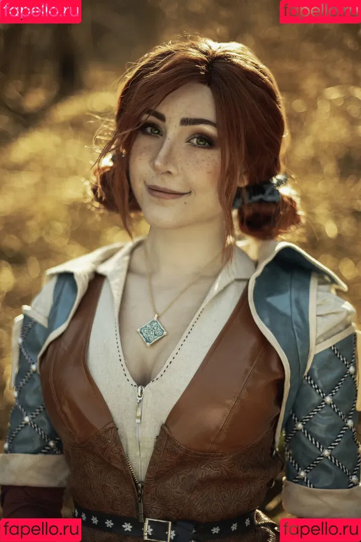 Luxlo Cosplay Onlyfans Photo Gallery 