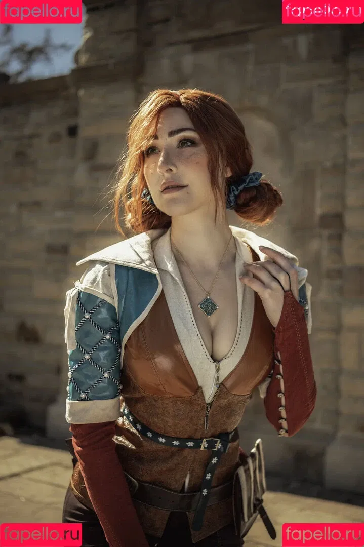 Luxlo Cosplay Onlyfans Photo Gallery 