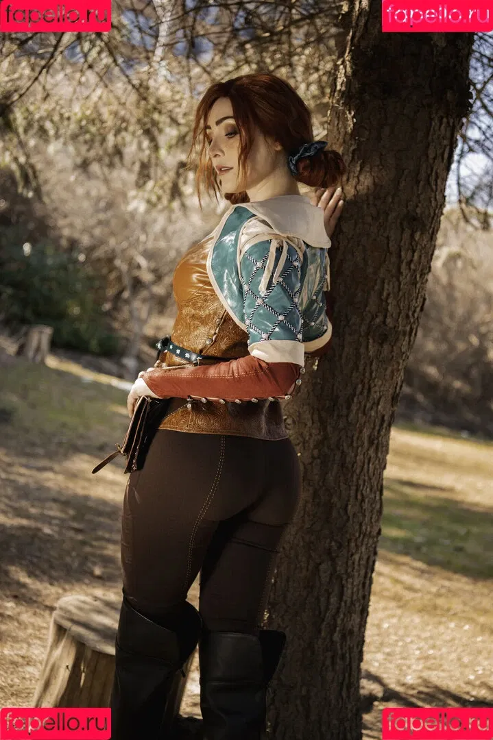 Luxlo Cosplay Onlyfans Photo Gallery 