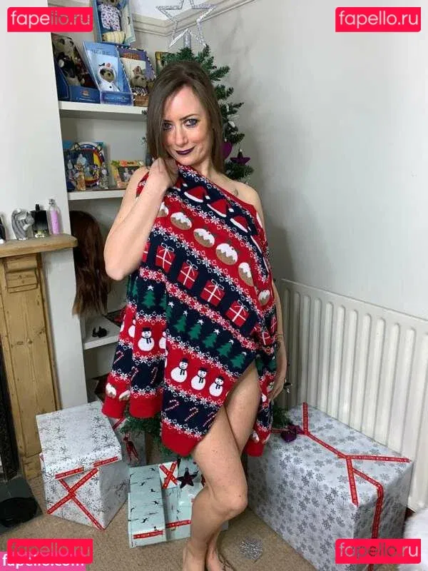 mariemaymoore Onlyfans Photo Gallery 