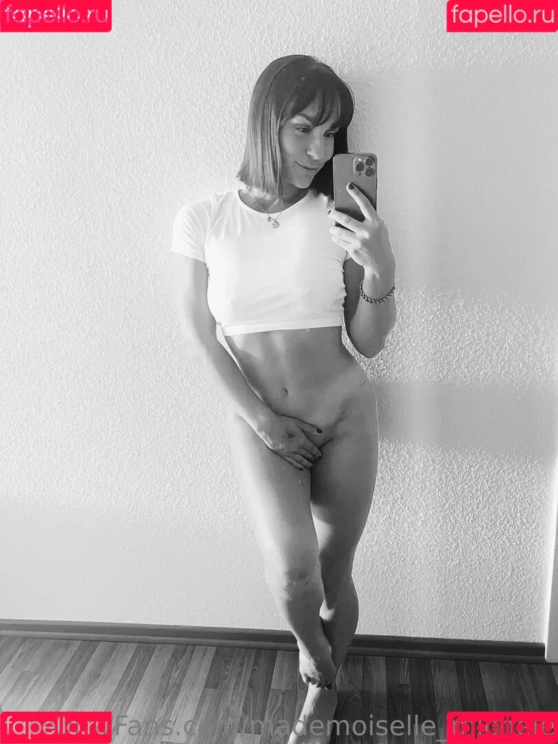 mademoiselle_michele Onlyfans Photo Gallery 