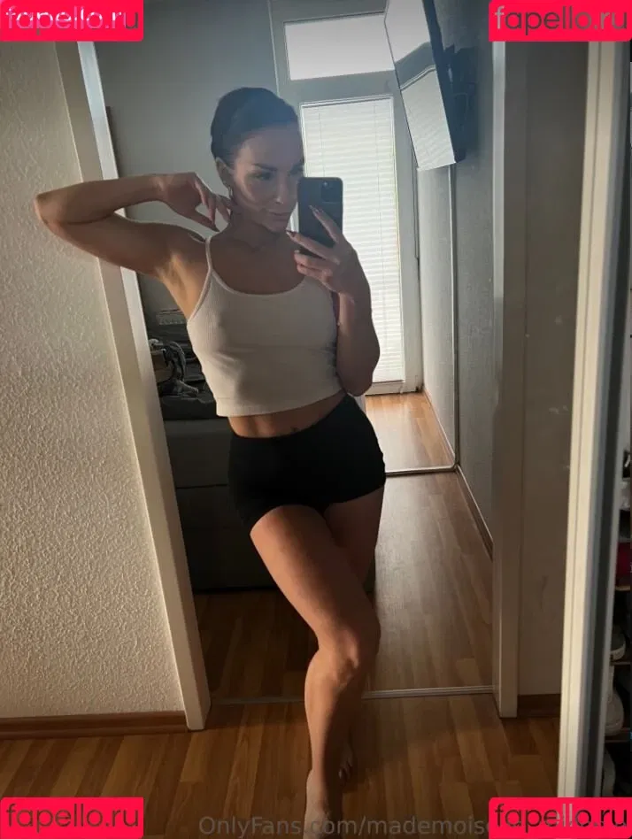 mademoiselle_michele Onlyfans Photo Gallery 