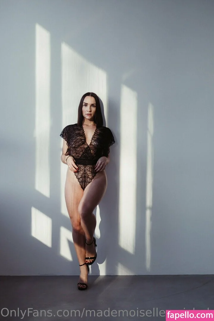 mademoiselle_michele Onlyfans Photo Gallery 