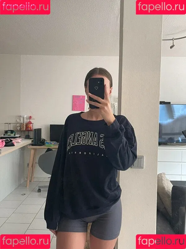 Larissaxra Onlyfans Photo Gallery 