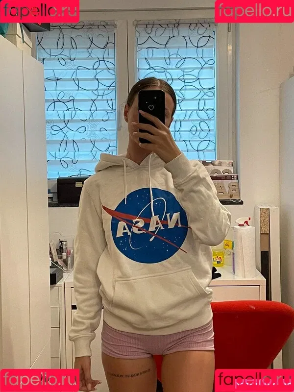 Larissaxra Onlyfans Photo Gallery 