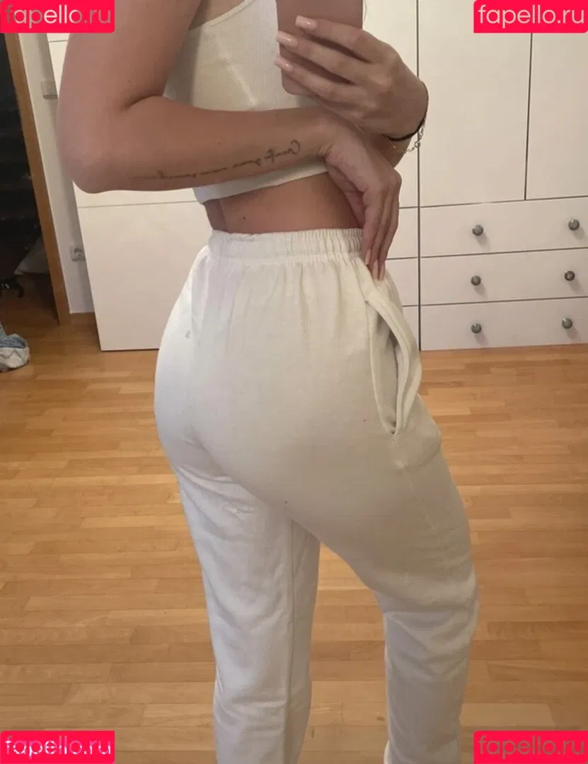 Larissaxra Onlyfans Photo Gallery 