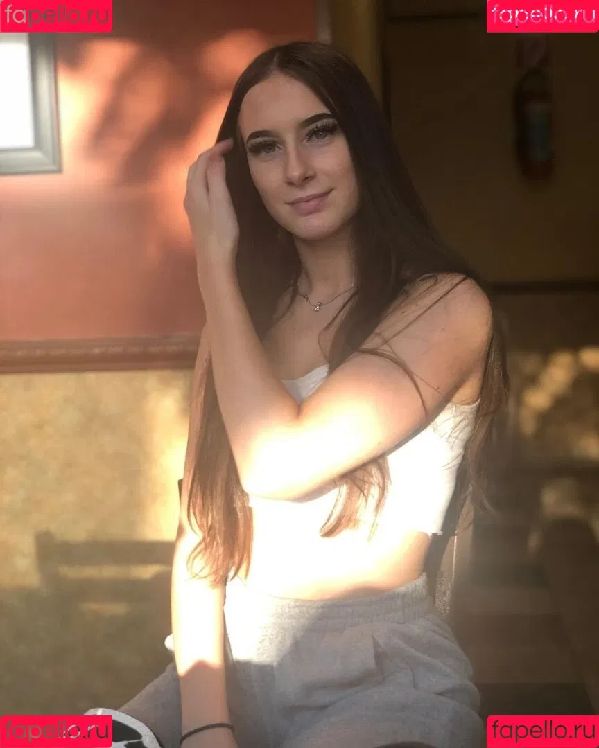 Larissaxra Onlyfans Photo Gallery 